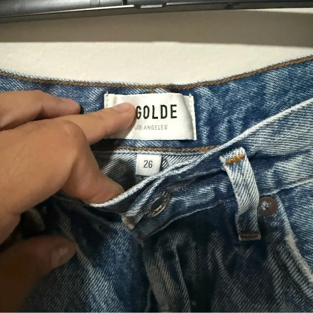 AGOLDE JADEN HI RISE CUT OFF SHORT Size 26 - Picture 4 of 9